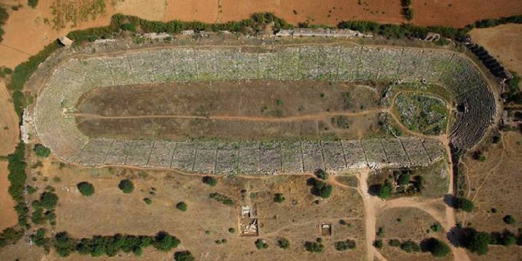 UNESCO Dünya Miras Listesi’nde yer alıyor! Tarihin derinliklerine yolculuk: Afrodisias Antik Kenti 2